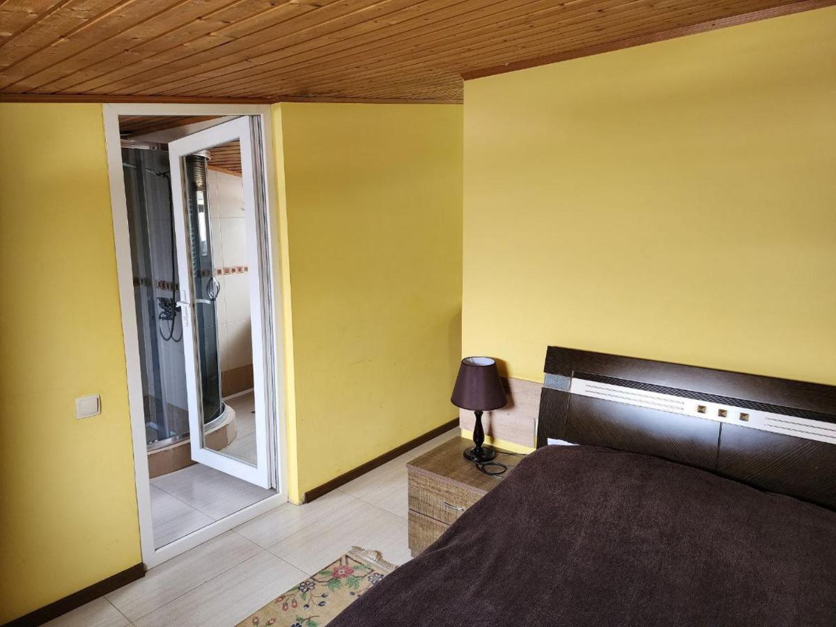 Apart-Hotel Gala In The Center Of Tbilisi Quarto foto